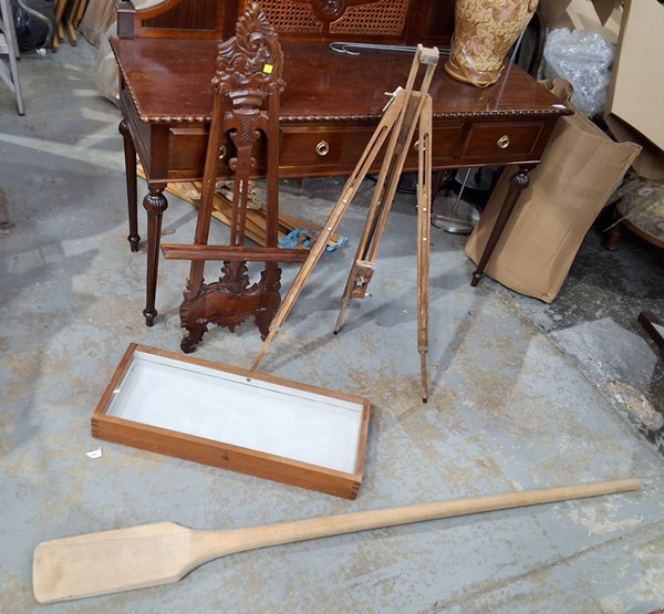 Lot 302 - ARTISTS LOT