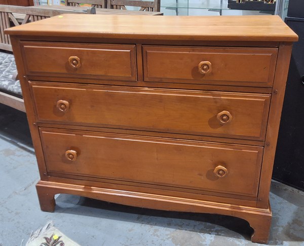 Lot 358 - CHEST OF DRAWERS