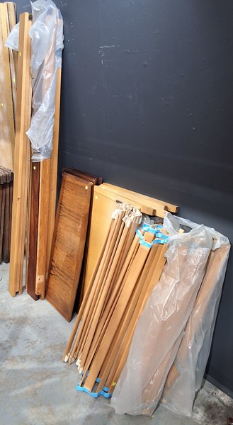 Lot 337 - SINGLE BEDS