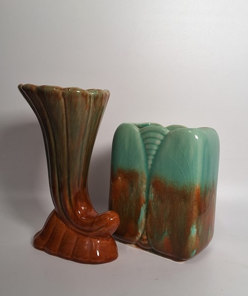 Lot 1369 - AUSTRALIAN POTTERY