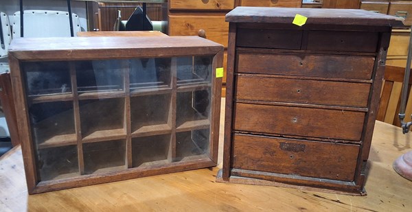 Lot 293 - PETITE CABINETS