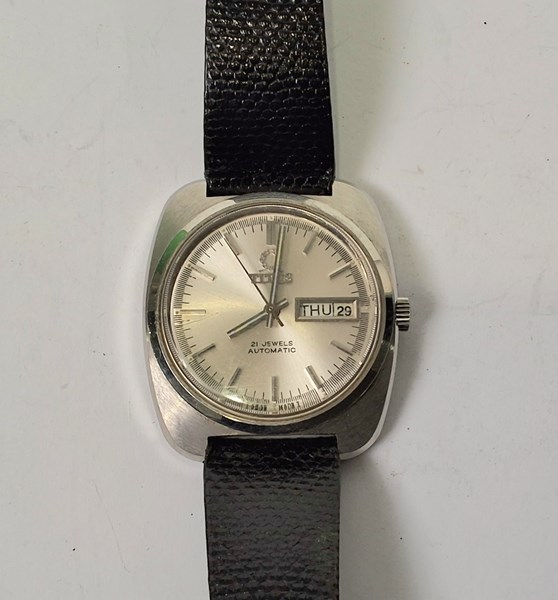 Lot 1041 - WRISTWATCH