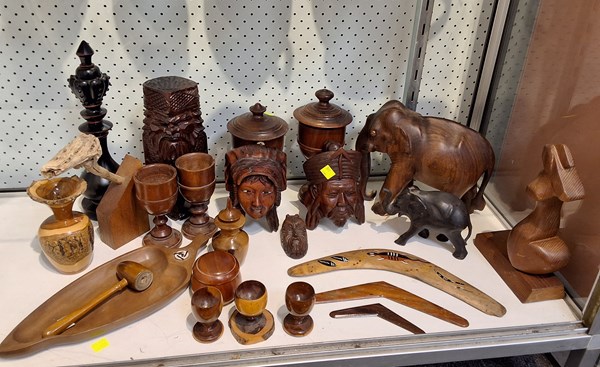 Lot 1390 - TIMBERWARES