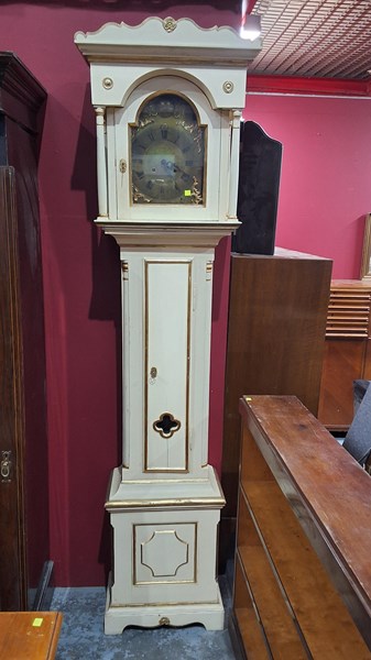 Lot 107 - GRANDFATHER CLOCK