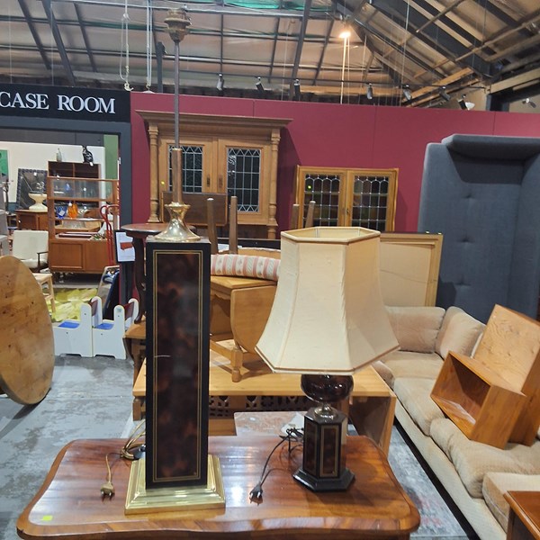 Lot 138 - TABLE LAMPS