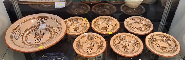 Lot 1404 - TUNISIAN CERAMICS