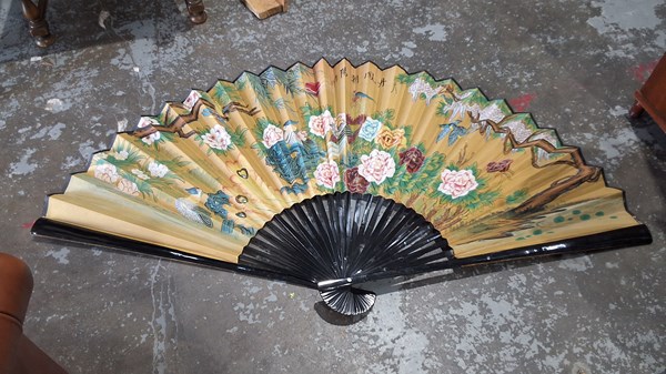 Lot 82 - FAN