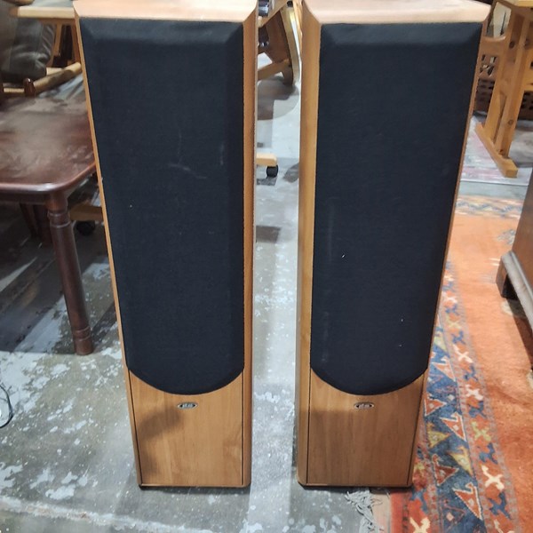 Lot 130 - STEREO SPEAKERS