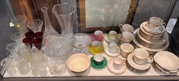 Lot 1441 - CHINA & GLASSWARE