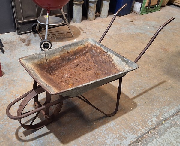 Lot 513 - RUSTIC WHEEL BARROW