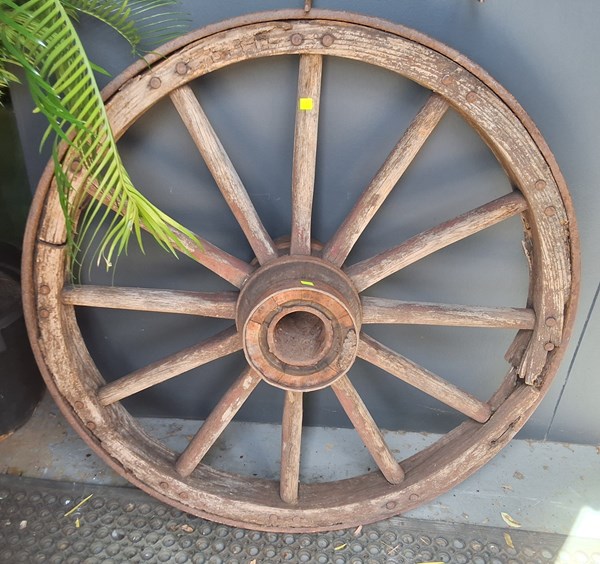 Lot 486 - VINTAGE WHEEL