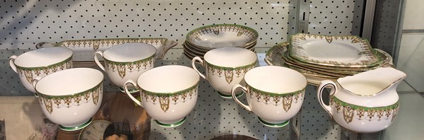 Lot 1384 - ROYAL DOULTON CHINA