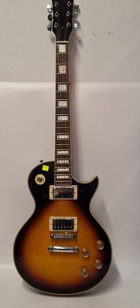 Lot 1238 - ELECTRIC GUITAR