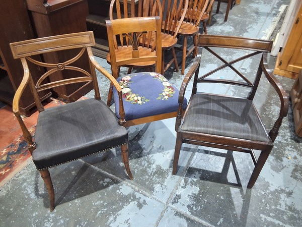 Lot 123 - CHAIRS