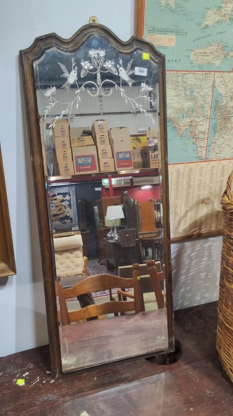 Lot 380 - MIRROR