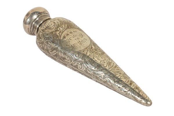 Lot 95 - TEAR SHAPED SCENT BOTTLE