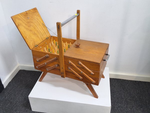Lot 1146 - SEWING CADDY