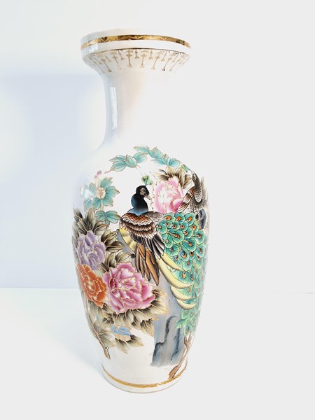 Lot 1130 - FLOOR VASE