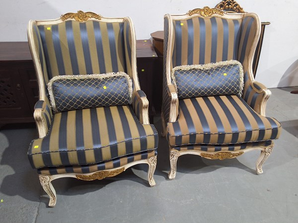 Lot 11 - PAIR OF BERGERES