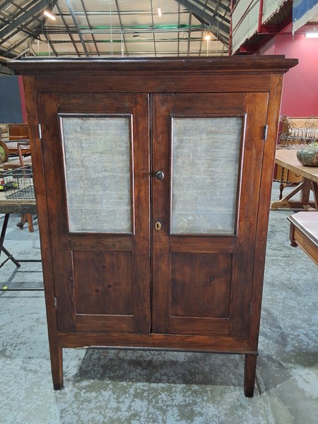 Lot 39 - MEATSAFE