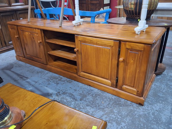Lot 54 - SIDEBOARD