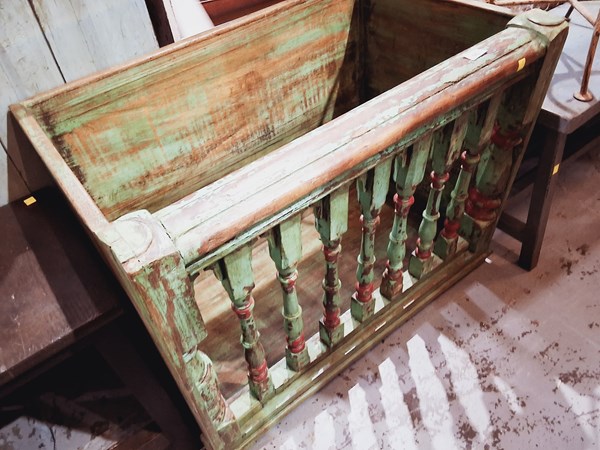 Lot 95 - PLANTER